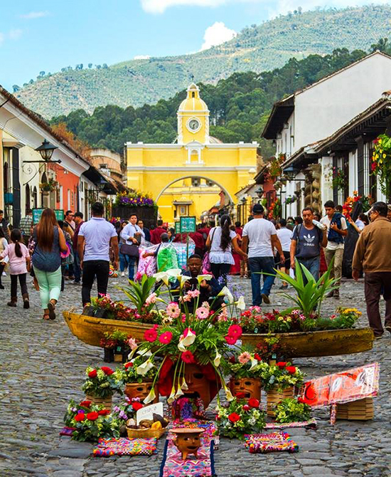 05 550 Conoce-el-inspirador-Festival-de-las-Flores-de-Antigua-Guatemala-5